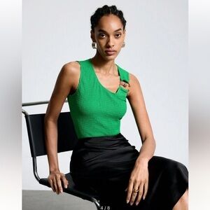 Maija Women's Round Ring Connected Asymmetrical Neckline Tank Top  sz US 6 (M)